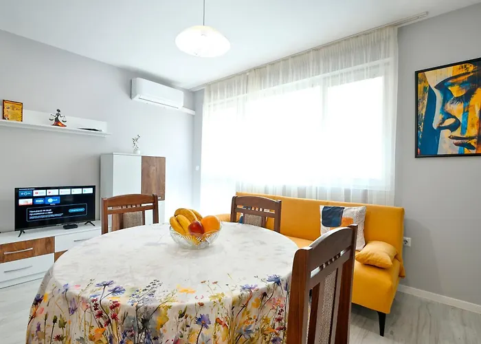 Modern Escape Apartment *