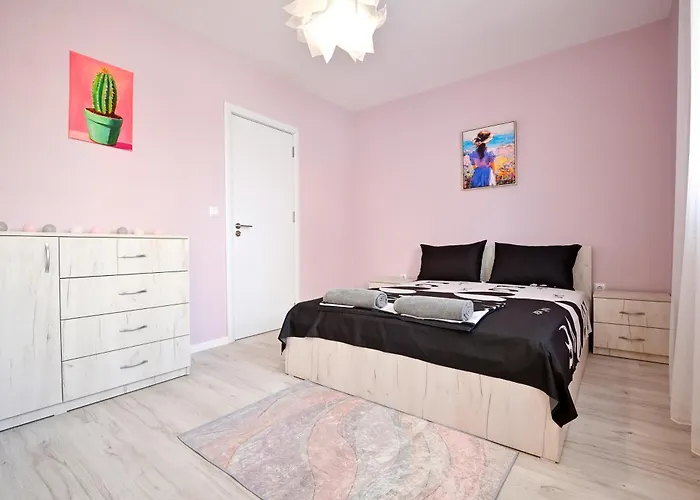 Modern Escape Apartment Varna