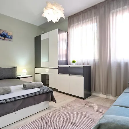 Modern Escape Apartman Várna